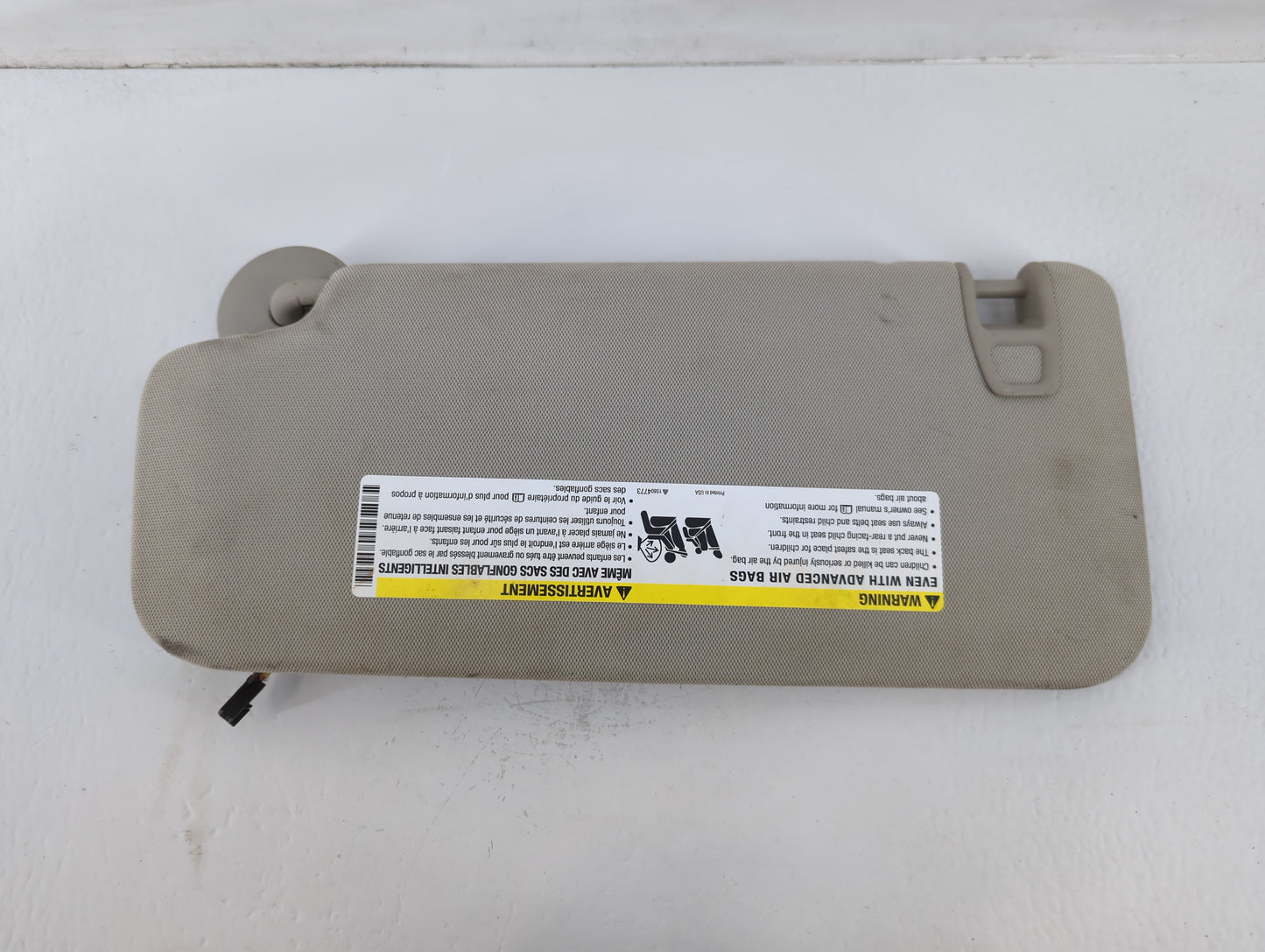 2013-2021 Buick Encore Sun Visor Shade Replacement Passenger Right Mirror Fits Fits 2013 2014 2015 2016 2017 2018 2019 2020 2021 OEM Used Auto Parts - Oemusedautoparts1.com