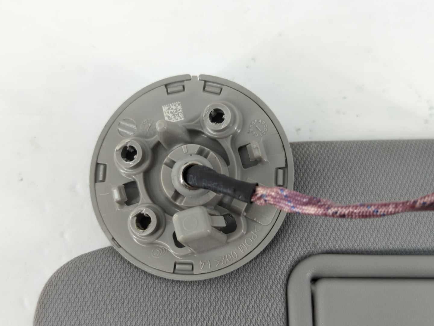 2016-2021 Chevrolet Malibu Sun Visor Shade Replacement Driver Left Mirror Fits Fits 2016 2017 2018 2019 2020 2021 OEM Used Auto Parts - Oemusedautoparts1.com