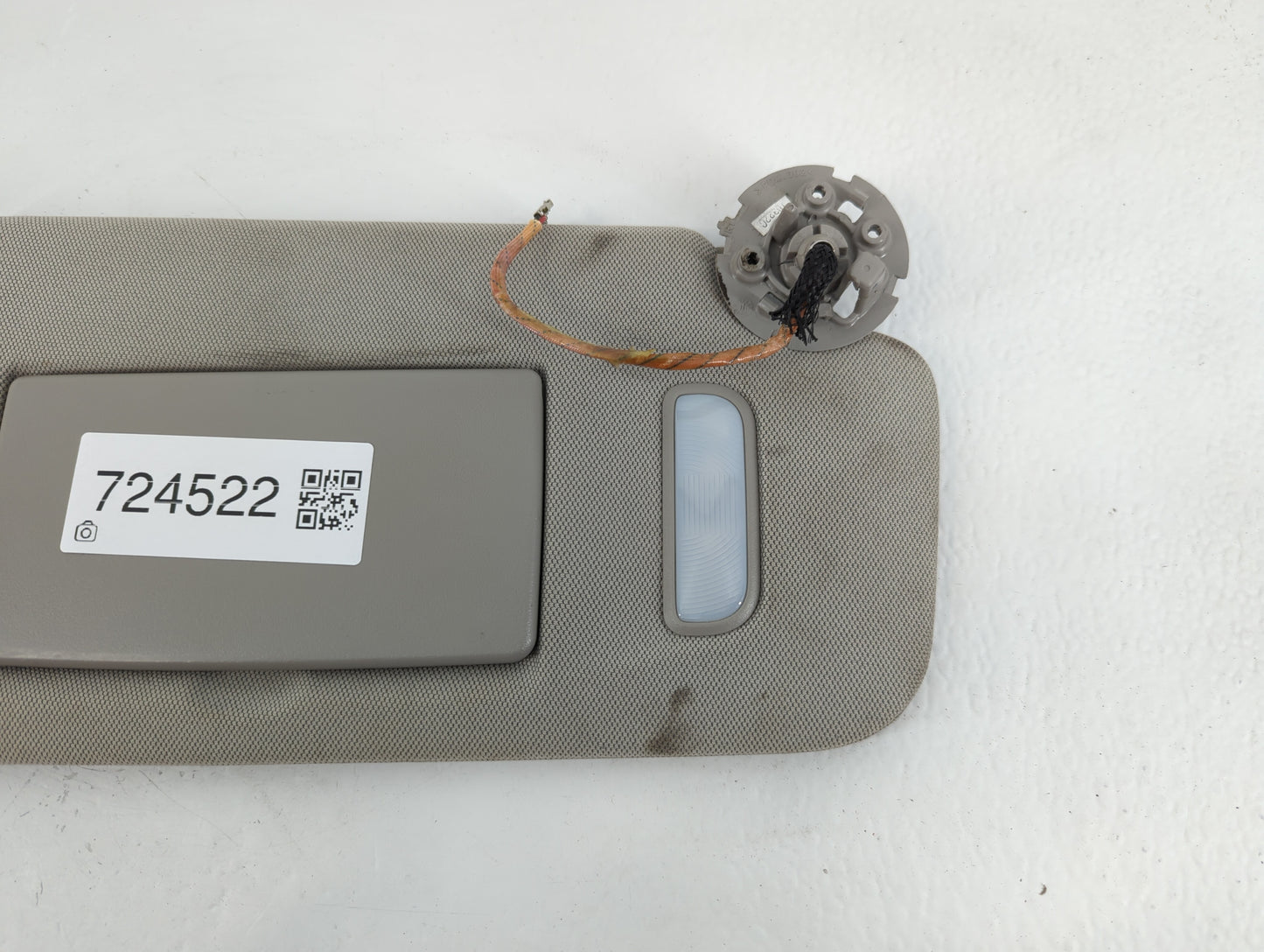 2010-2014 Cadillac Srx Sun Visor Shade Replacement Passenger Right Mirror Fits Fits 2010 2011 2012 2013 2014 OEM Used Auto Parts - Oemusedautoparts1.com