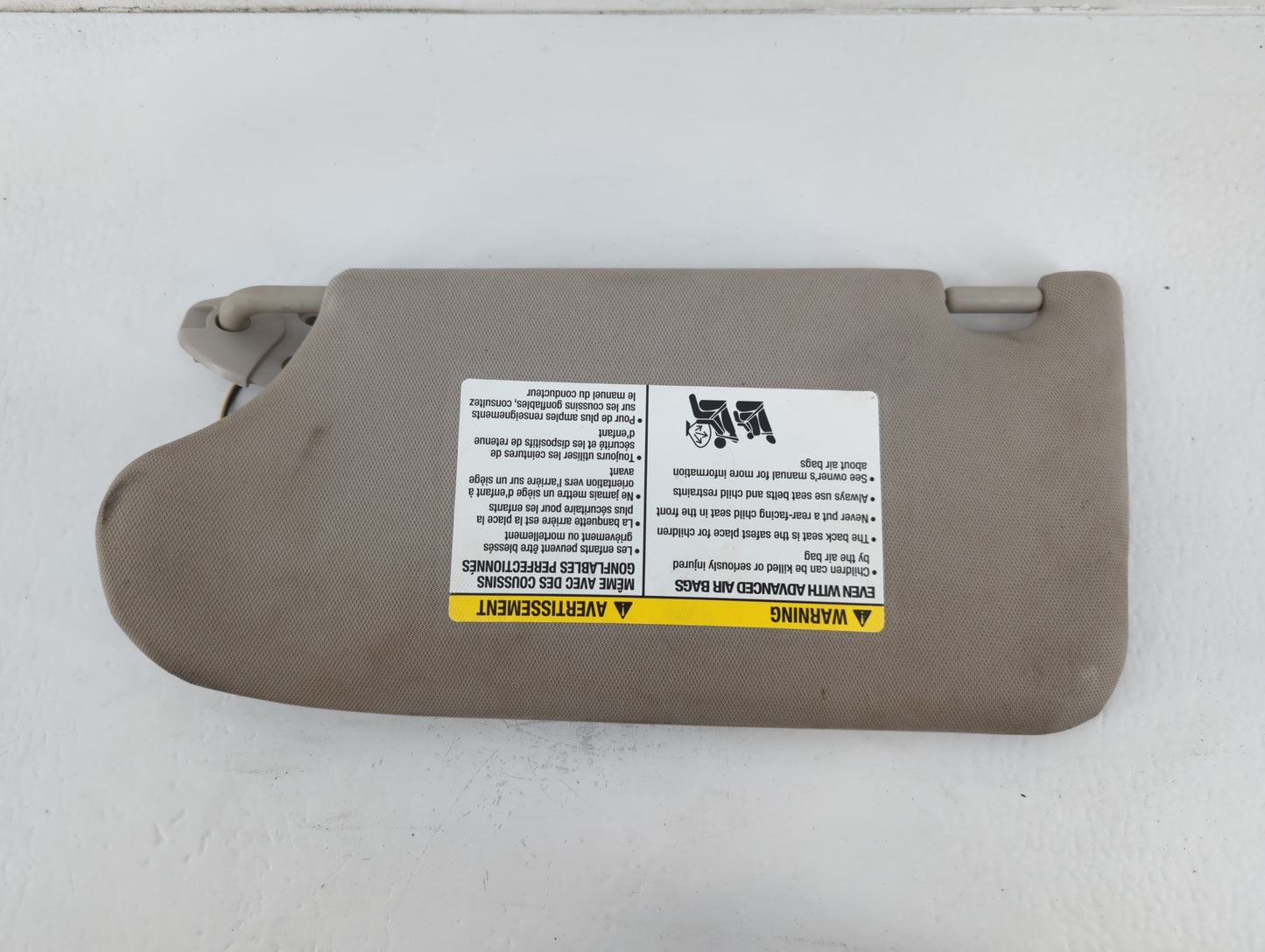2013-2018 Nissan Altima Sun Visor Shade Replacement Driver Left Mirror Fits Fits 2013 2014 2015 2016 2017 2018 OEM Used Auto Parts - Oemusedautoparts1.com