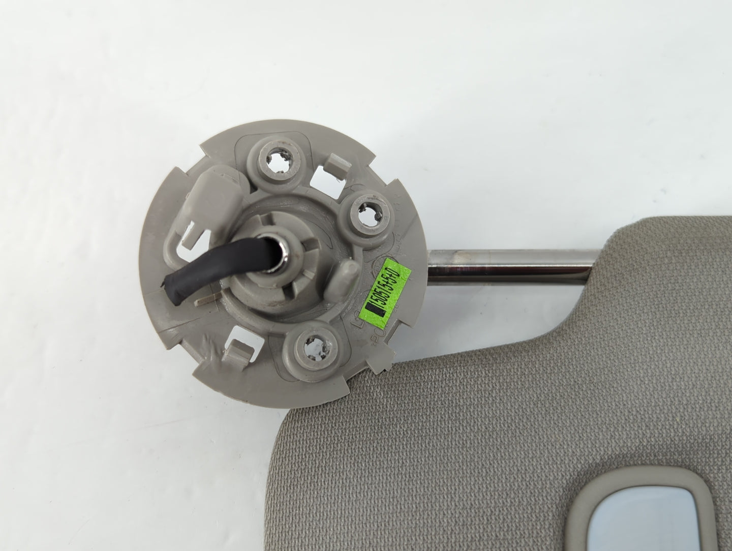 2010-2017 Chevrolet Equinox Sun Visor Shade Replacement Passenger Right Mirror Fits Fits 2010 2011 2012 2013 2014 2015 2016 2017 OEM Used Auto Parts - Oemusedautoparts1.com