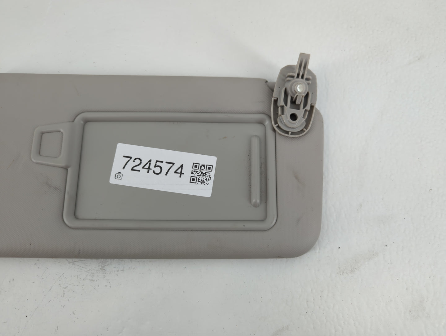 2022 Hyundai Tucson Sun Visor Shade Replacement Passenger Right Mirror Fits OEM Used Auto Parts - Oemusedautoparts1.com