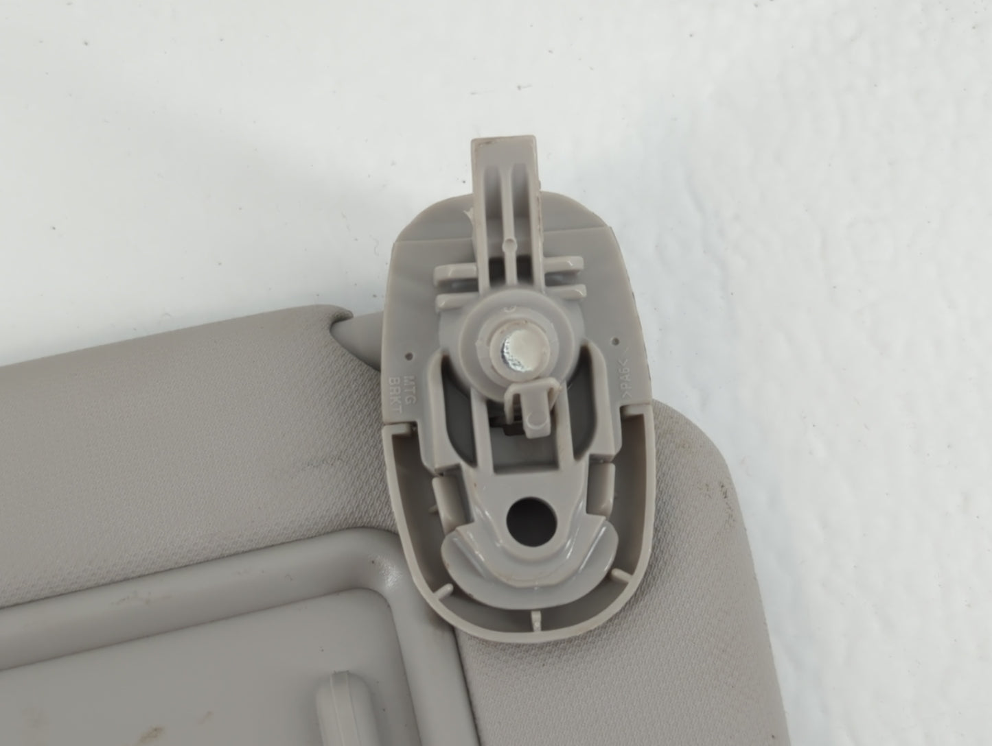 2022 Hyundai Tucson Sun Visor Shade Replacement Passenger Right Mirror Fits OEM Used Auto Parts - Oemusedautoparts1.com