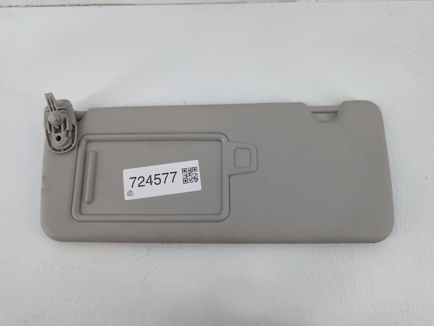 2022 Hyundai Tucson Sun Visor Shade Replacement Driver Left Mirror Fits OEM Used Auto Parts - Oemusedautoparts1.com
