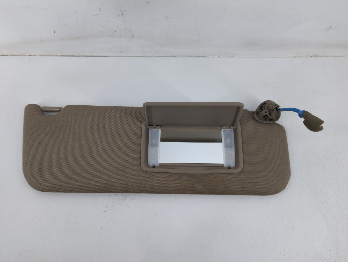 2011-2017 Honda Odyssey Sun Visor Shade Replacement Passenger Right Mirror Fits Fits 2011 2012 2013 2014 2015 2016 2017 OEM Used Auto Parts - Oemusedautoparts1.com