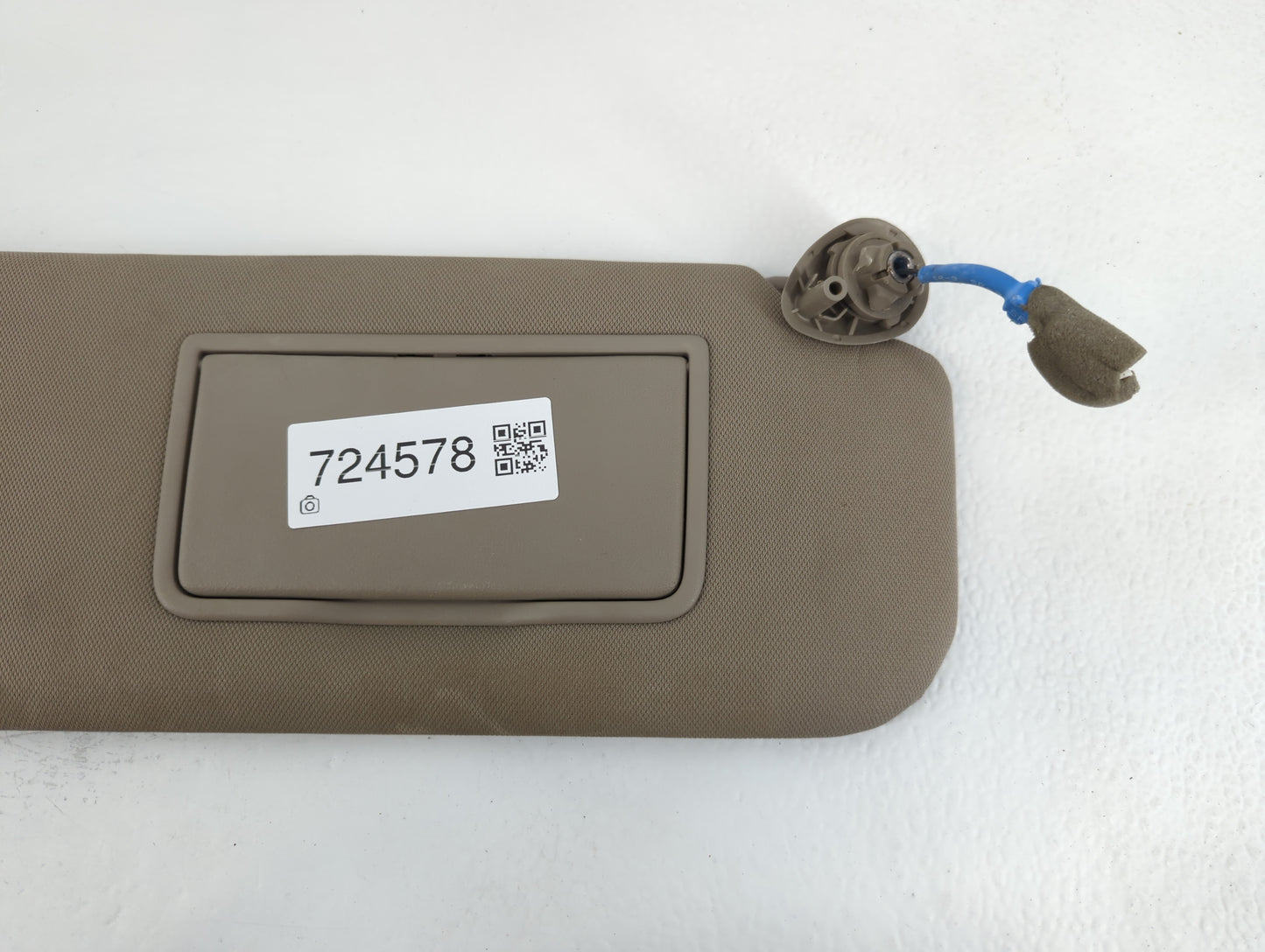 2011-2017 Honda Odyssey Sun Visor Shade Replacement Passenger Right Mirror Fits Fits 2011 2012 2013 2014 2015 2016 2017 OEM Used Auto Parts - Oemusedautoparts1.com