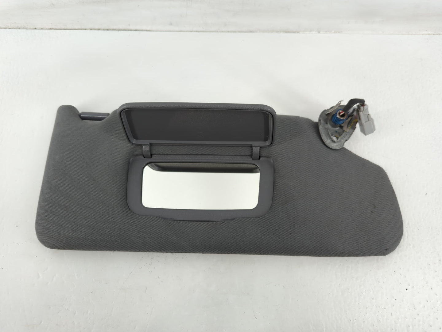 2004-2008 Acura Tl Sun Visor Shade Replacement Passenger Right Mirror Fits Fits 2004 2005 2006 2007 2008 OEM Used Auto Parts - Oemusedautoparts1.com
