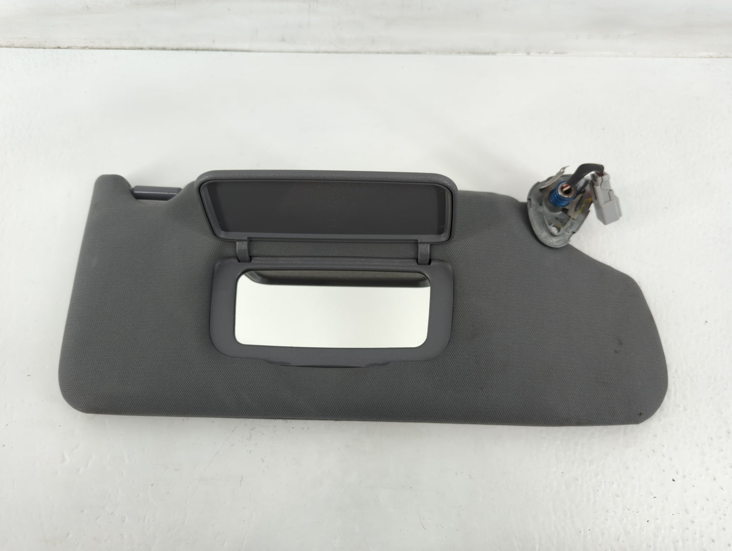 2004-2008 Acura Tl Sun Visor Shade Replacement Passenger Right Mirror Fits Fits 2004 2005 2006 2007 2008 OEM Used Auto Parts - Oemusedautoparts1.com