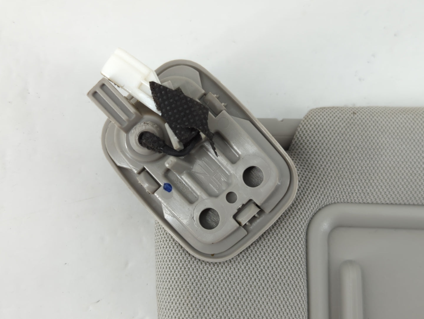 2016-2020 Kia Optima Sun Visor Shade Replacement Driver Left Mirror Fits Fits 2016 2017 2018 2019 2020 OEM Used Auto Parts - Oemusedautoparts1.com