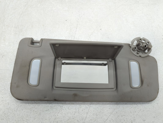 2015 Chevrolet Traverse Sun Visor Shade Replacement Passenger Right Mirror Fits OEM Used Auto Parts - Oemusedautoparts1.com