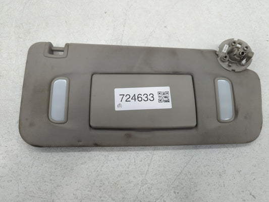 2015 Chevrolet Traverse Sun Visor Shade Replacement Passenger Right Mirror Fits OEM Used Auto Parts