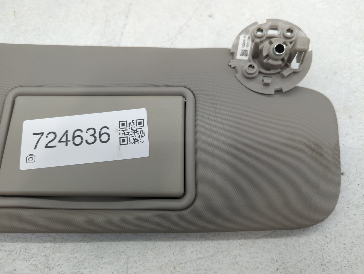 2011-2016 Chevrolet Cruze Sun Visor Shade Replacement Passenger Right Mirror Fits Fits 2011 2012 2013 2014 2015 2016 OEM Used Auto Parts - Oemusedautoparts1.com