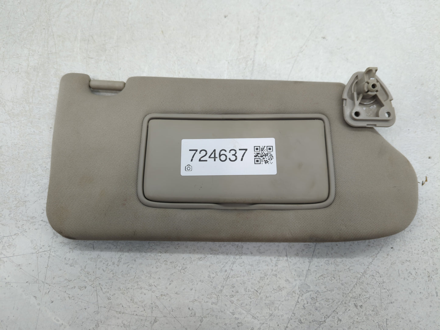 2013-2018 Nissan Altima Sun Visor Shade Replacement Passenger Right Mirror Fits Fits 2013 2014 2015 2016 2017 2018 OEM Used Auto Parts - Oemusedautoparts1.com