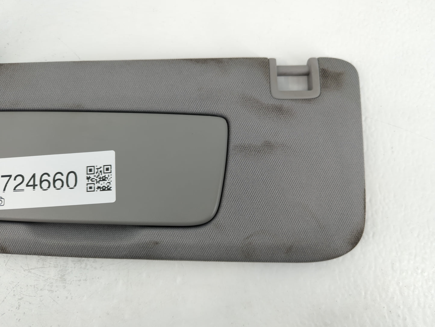 2018-2019 Chevrolet Equinox Sun Visor Shade Replacement Driver Left Mirror Fits Fits 2018 2019 OEM Used Auto Parts - Oemusedautoparts1.com