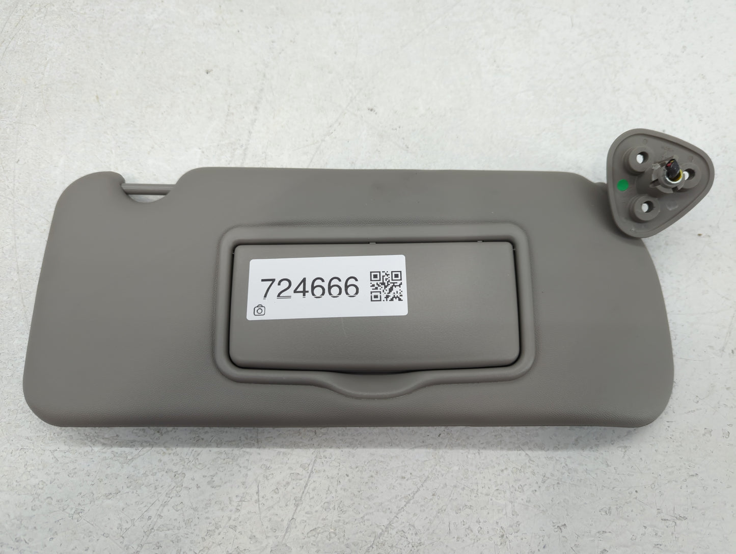 2004-2009 Cadillac Srx Sun Visor Shade Replacement Passenger Right Mirror Fits Fits 2004 2005 2006 2007 2008 2009 OEM Used Auto Parts - Oemusedautoparts1.com