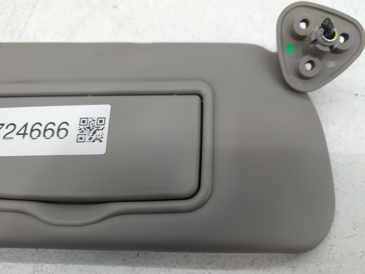 2004-2009 Cadillac Srx Sun Visor Shade Replacement Passenger Right Mirror Fits Fits 2004 2005 2006 2007 2008 2009 OEM Used Auto Parts - Oemusedautoparts1.com