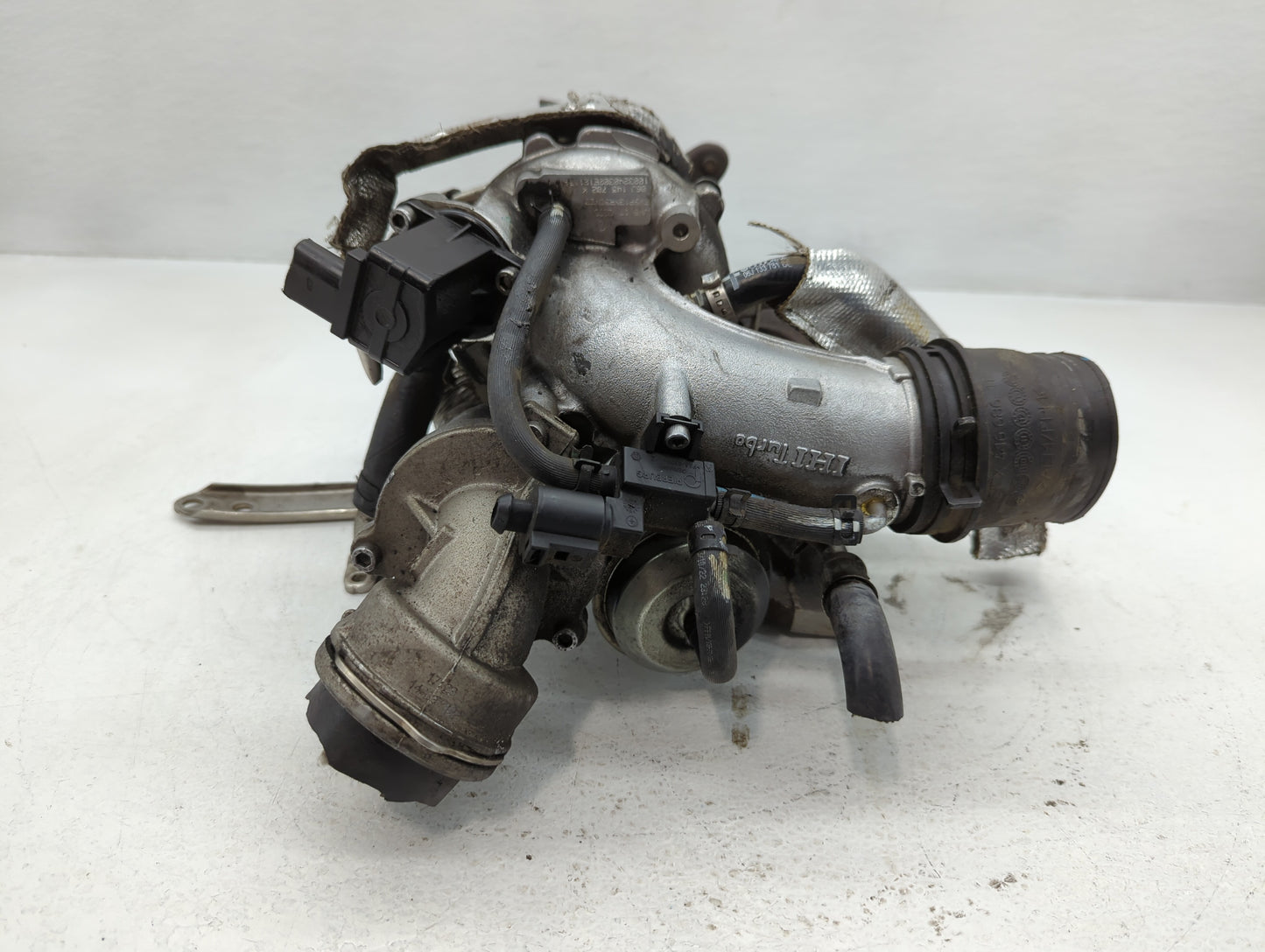 2009-2010 Audi Tt Turbocharger Exhaust Manifold With Turbo Charger - Oemusedautoparts1.com