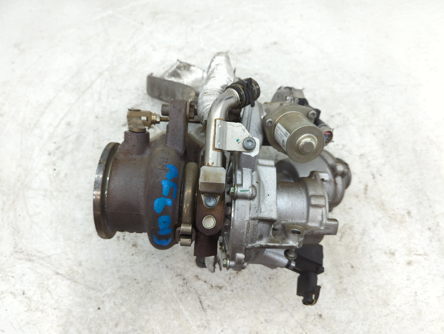 Golf Sportwagen Turbocharger Exhaust Manifold With Turbo Charger - Oemusedautoparts1.com