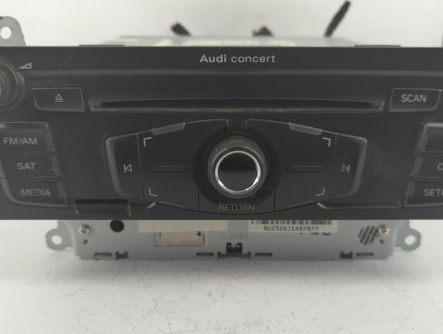 2010-2012 Audi A4 Radio AM FM Cd Player Receiver Replacement P/N:8T1 035 186 R Fits Fits 2010 2011 2012 2013 2014 2015 2016 2017 OEM Used Auto Parts - Oemusedautoparts1.com