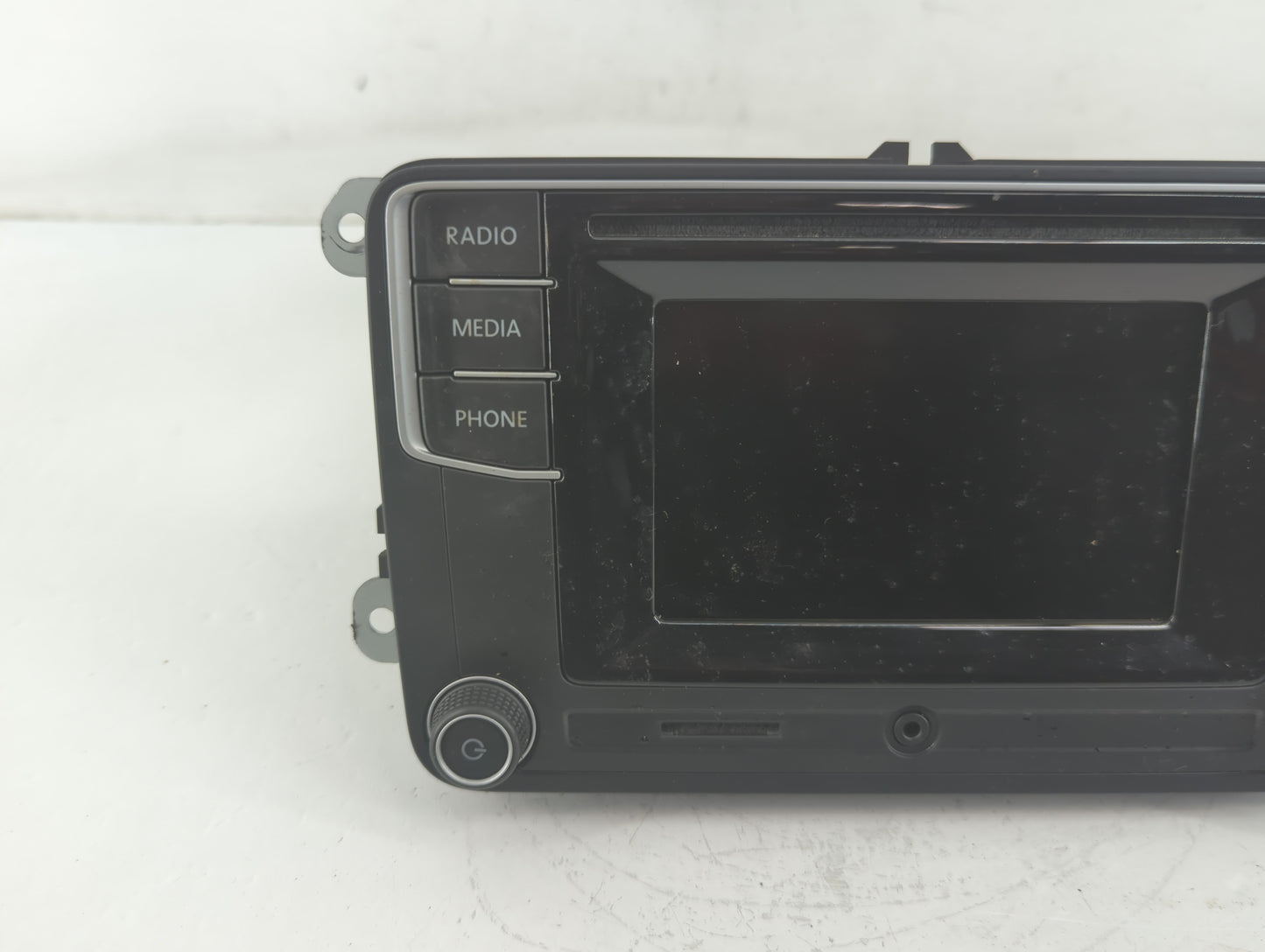 2018 Volkswagen Jetta Radio AM FM Cd Player Receiver Replacement P/N:561 035 150 B Fits Fits 2019 OEM Used Auto Parts - Oemusedautoparts1.com