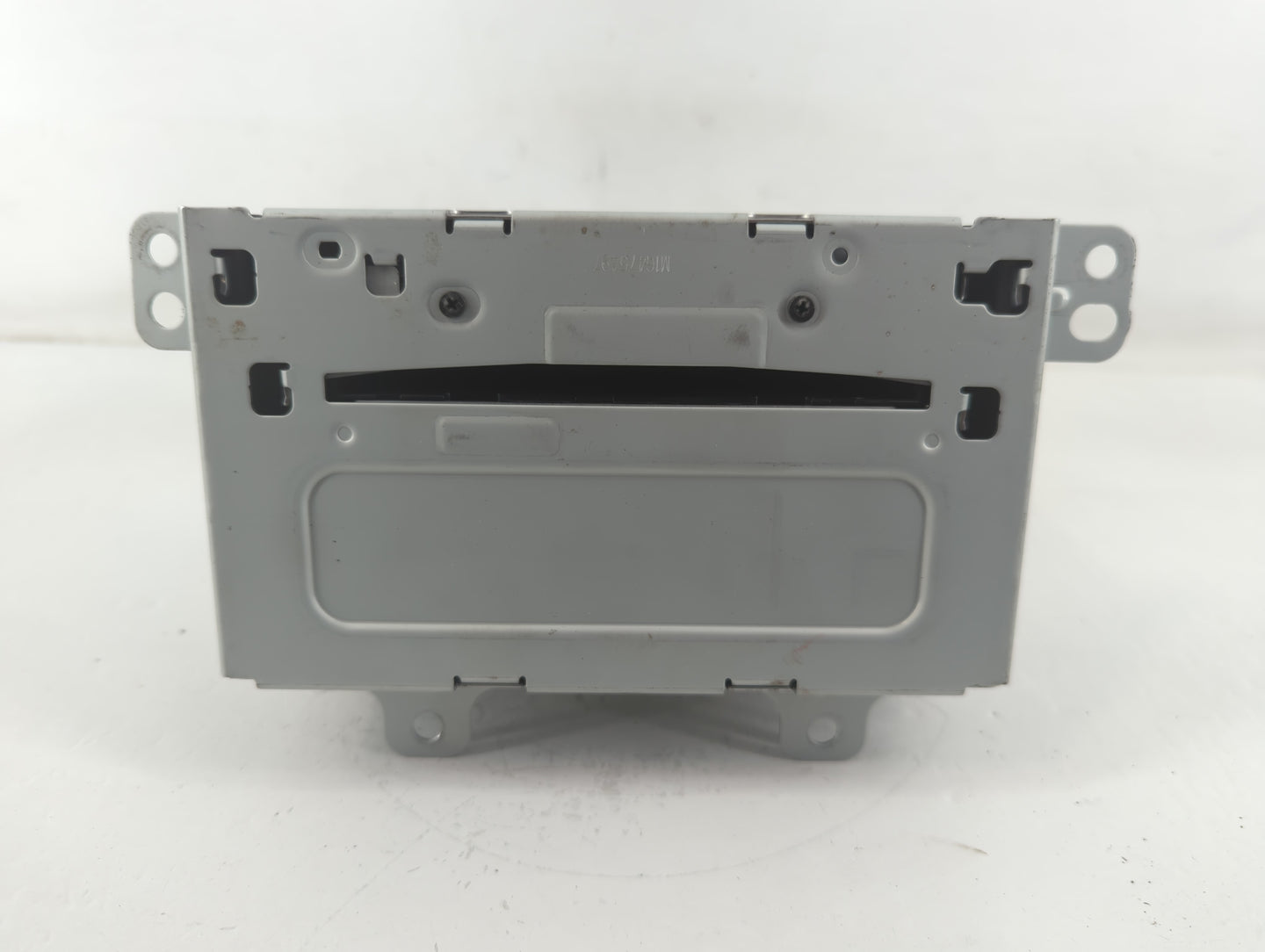 2011-2012 Chevrolet Cruze Radio AM FM Cd Player Receiver Replacement P/N:2098357 Fits Fits 2010 2011 2012 OEM Used Auto Parts - Oemusedautoparts1.com