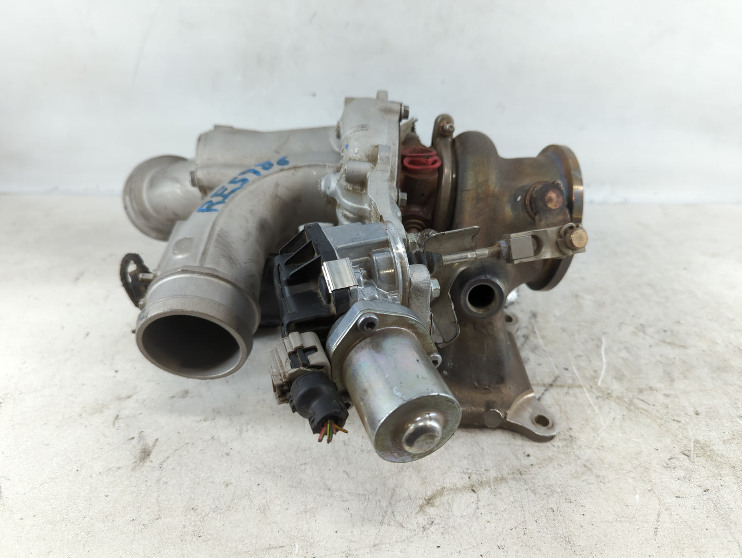 2012 Volkswagen Passat Turbocharger Exhaust Manifold With Turbo Charger - Oemusedautoparts1.com