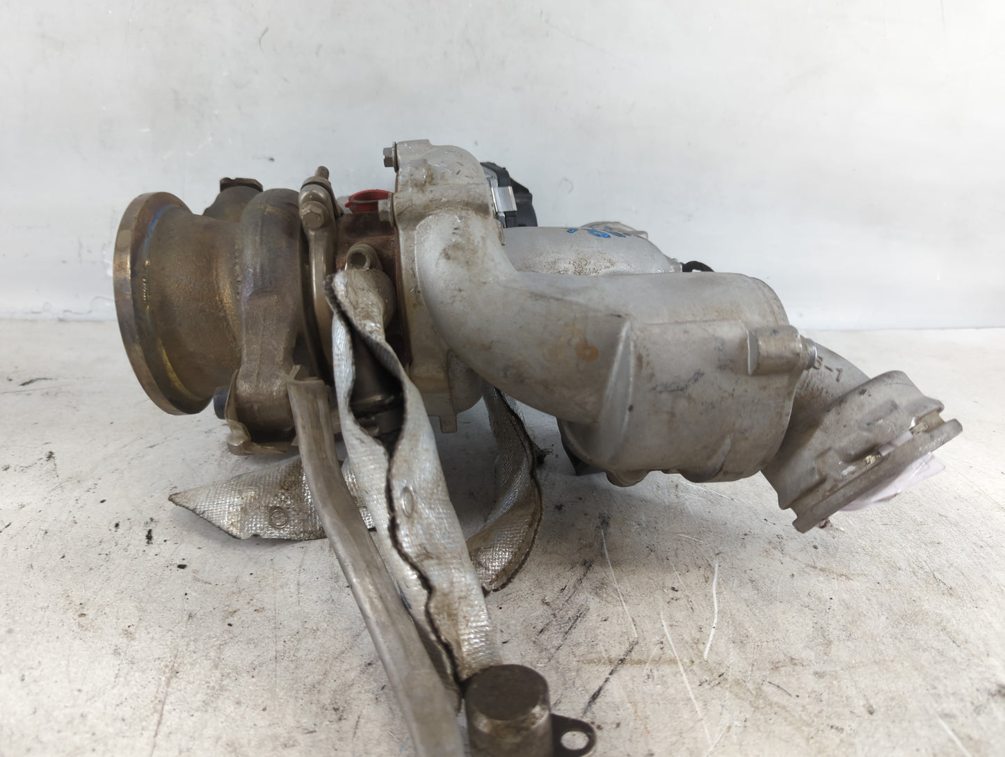 2012 Volkswagen Passat Turbocharger Exhaust Manifold With Turbo Charger - Oemusedautoparts1.com