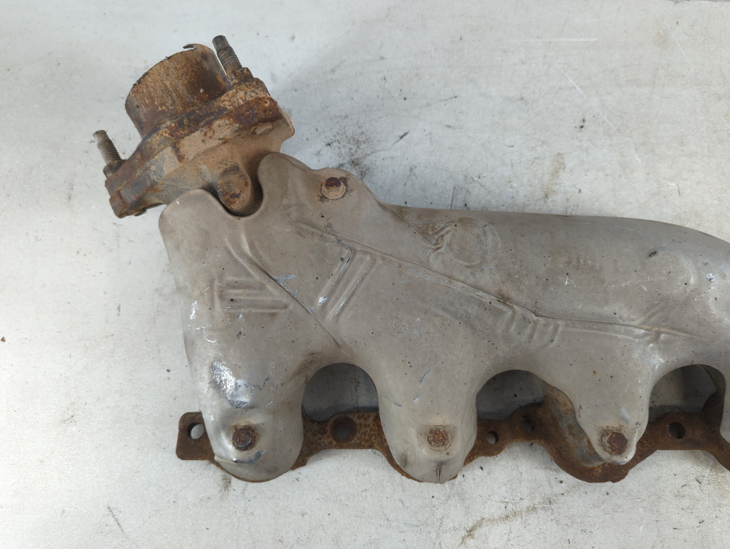 2000 Gmc Yukon Xl 1500 Turbocharger Exhaust Manifold With Turbo Charger - Oemusedautoparts1.com