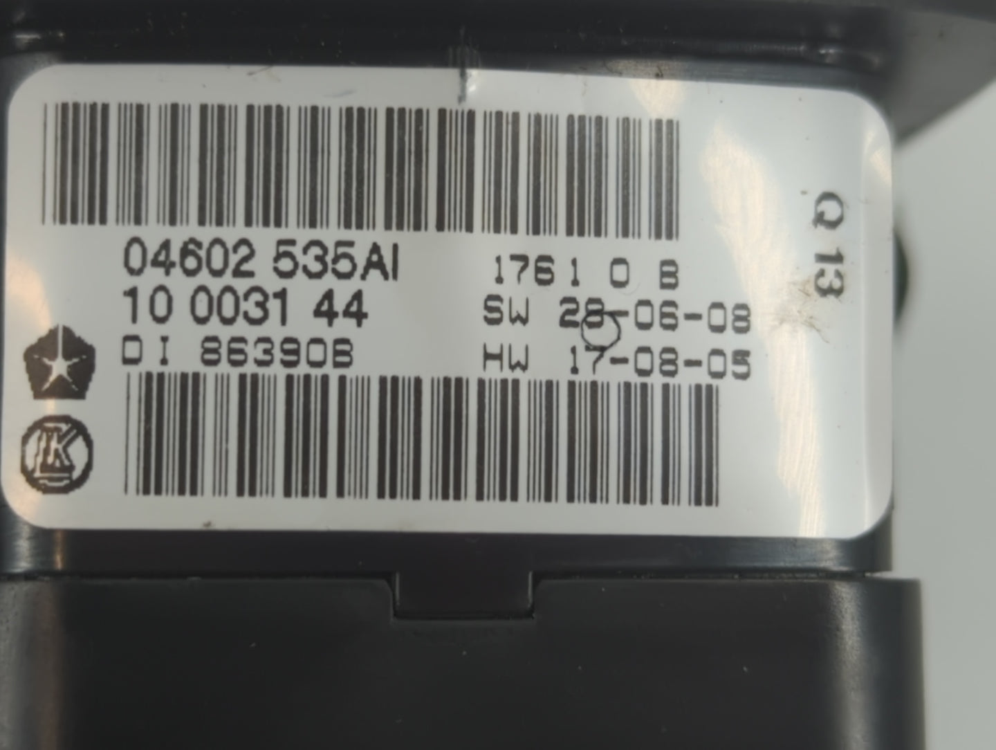 2011 Dodge Caravan Master Power Window Switch Replacement Driver Side Left P/N:10 0031 44 04602 535AI Fits Fits 2008 2009 2010 OEM Used Auto Parts - Oemusedautoparts1.com