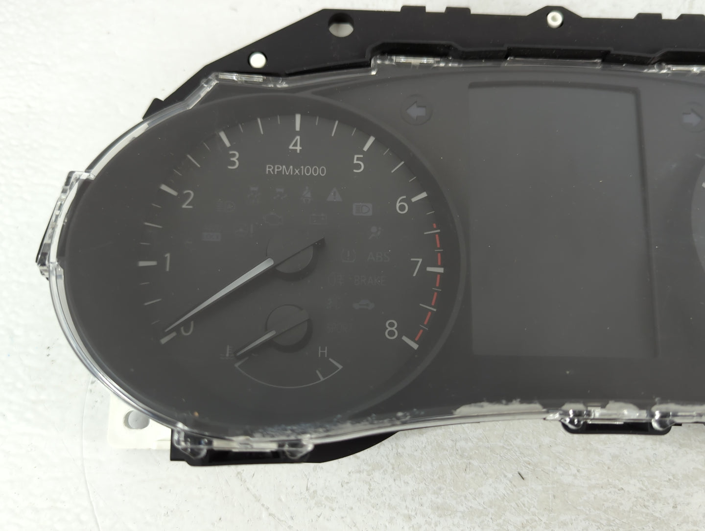 2017-2018 Nissan Rogue Sport Instrument Cluster Speedometer Gauges P/N:170728 0010 6MA1A Fits Fits 2017 2018 OEM Used Auto Parts - Oemusedautoparts1.com