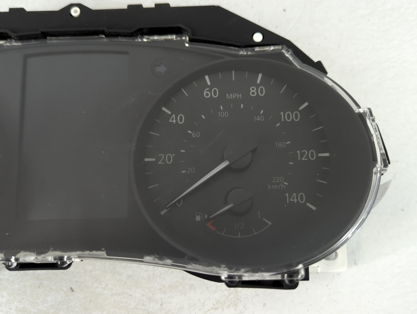 2017-2018 Nissan Rogue Sport Instrument Cluster Speedometer Gauges P/N:170728 0010 6MA1A Fits Fits 2017 2018 OEM Used Auto Parts - Oemusedautoparts1.com