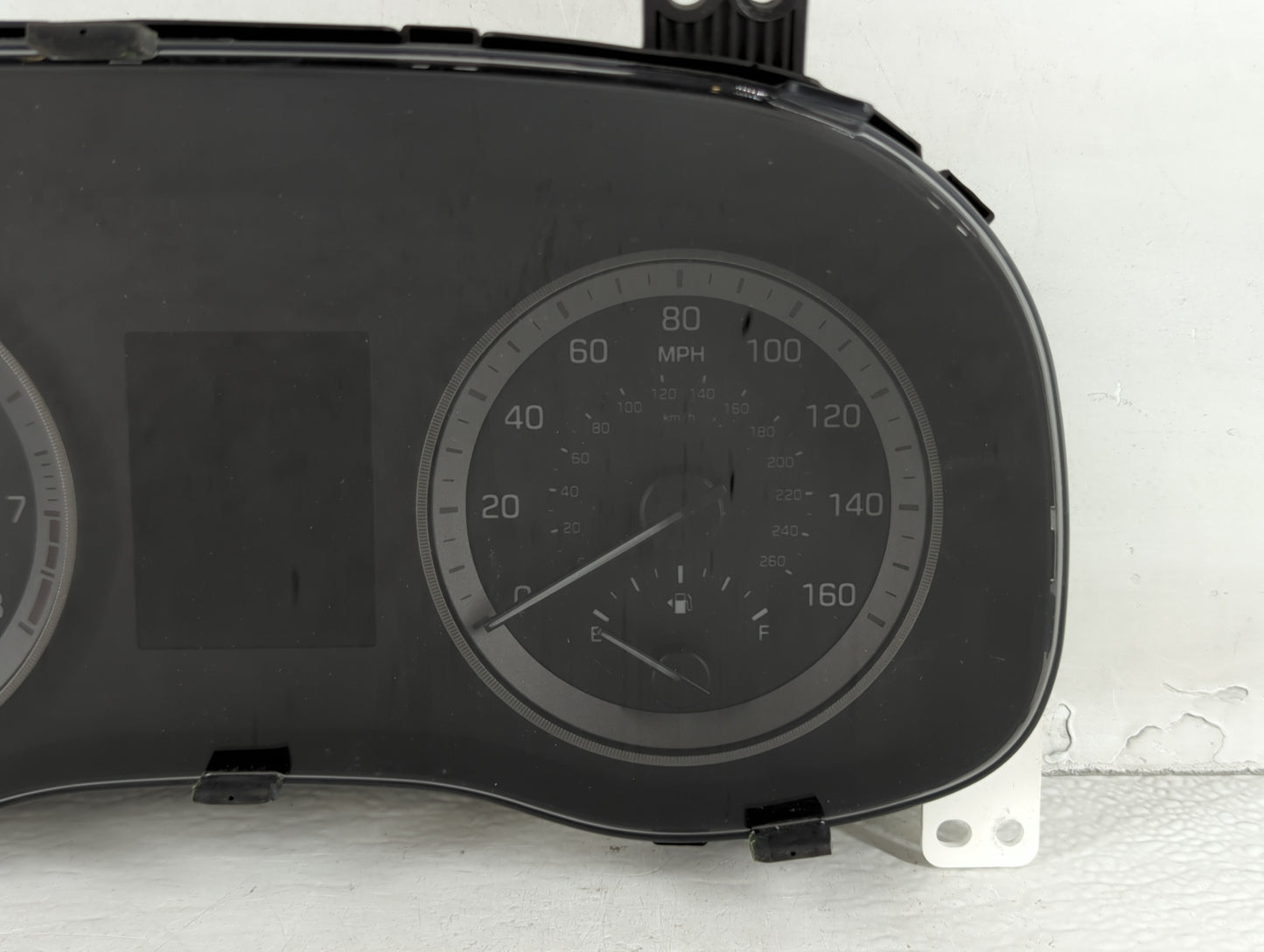 2019-2021 Hyundai Tucson Instrument Cluster Speedometer Gauges P/N:94021-D3250 Fits Fits 2019 2020 2021 OEM Used Auto Parts - Oemusedautoparts1.com