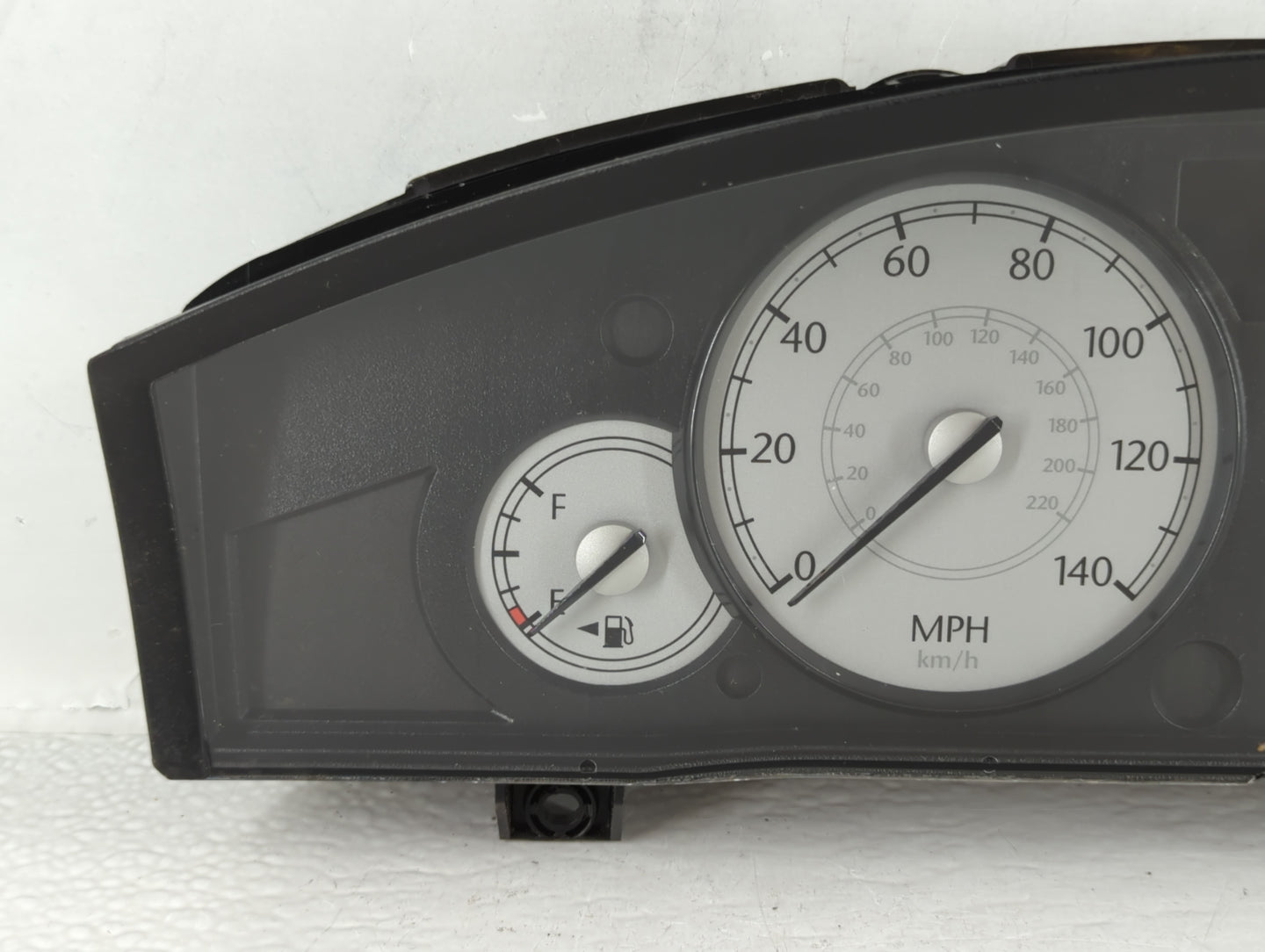 2007 Chrysler 300 Instrument Cluster Speedometer Gauges P/N:P05172056AE Fits OEM Used Auto Parts - Oemusedautoparts1.com