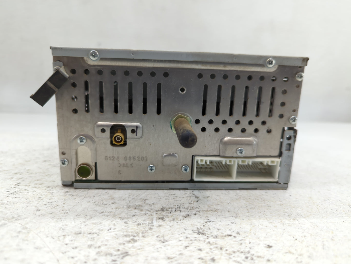 2011 Hyundai Sonata Radio AM FM Cd Player Receiver Replacement P/N:96180-3Q000 Fits OEM Used Auto Parts - Oemusedautoparts1.com
