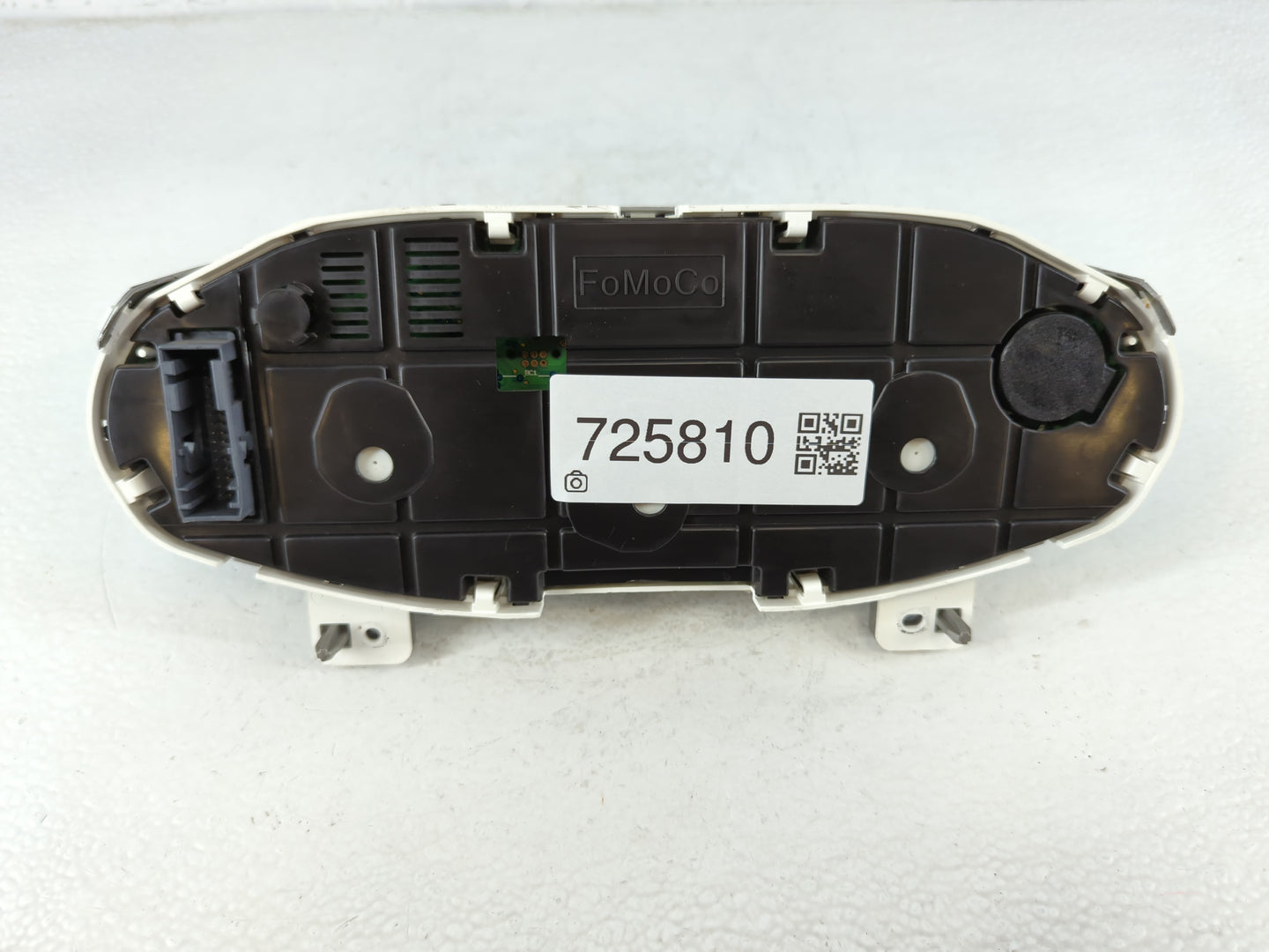 2012-2013 Ford Fiesta Instrument Cluster Speedometer Gauges P/N:DE8T-10849-CB Fits Fits 2012 2013 OEM Used Auto Parts - Oemusedautoparts1.com