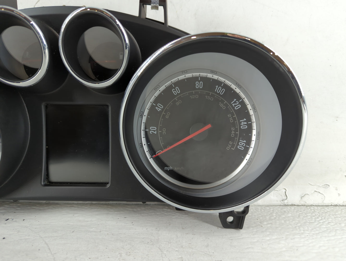 2016 Buick Encore Instrument Cluster Speedometer Gauges P/N:A2C99372100493202G Fits OEM Used Auto Parts - Oemusedautoparts1.com
