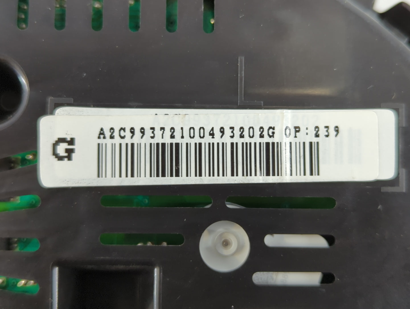 2016 Buick Encore Instrument Cluster Speedometer Gauges P/N:A2C99372100493202G Fits OEM Used Auto Parts - Oemusedautoparts1.com