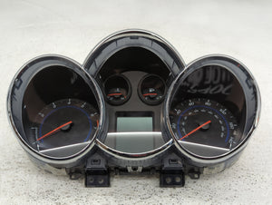 2013-2014 Chevrolet Cruze Instrument Cluster Speedometer Gauges P/N:95129376 811511914 Fits Fits 2013 2014 OEM Used Auto Parts