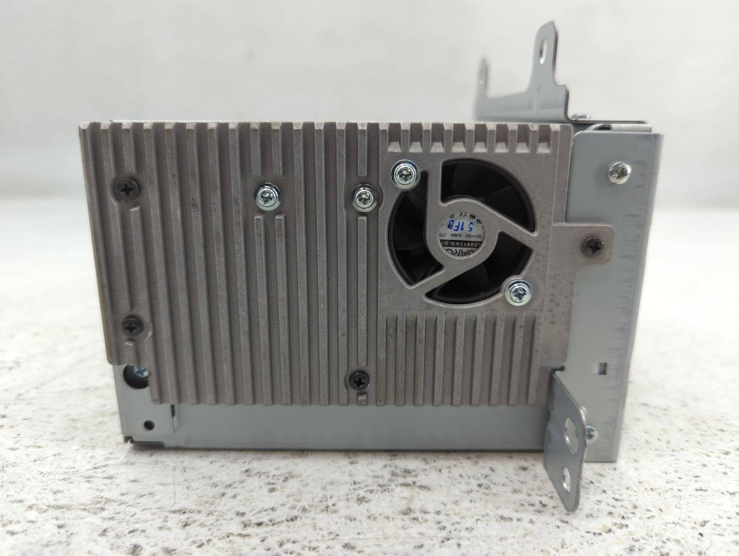 2013-2016 Chevrolet Cruze Radio AM FM Cd Player Receiver Replacement P/N:22976137 Fits Fits 2013 2014 2015 2016 OEM Used Auto Parts - Oemusedautoparts1.com