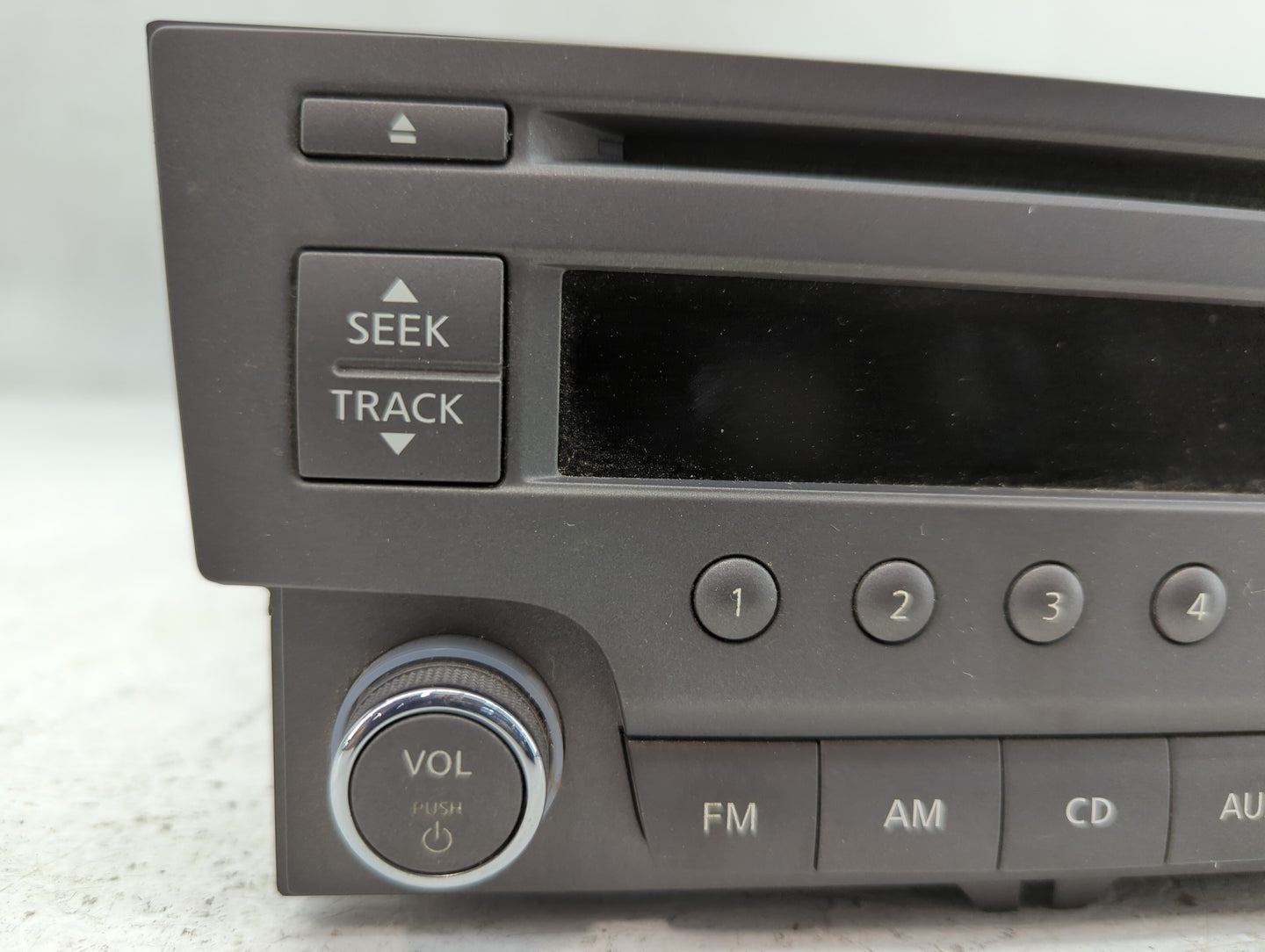 2013-2014 Nissan Sentra Radio AM FM Cd Player Receiver Replacement P/N:28185 3RA2A Fits Fits 2013 2014 OEM Used Auto Parts - Oemusedautoparts1.com