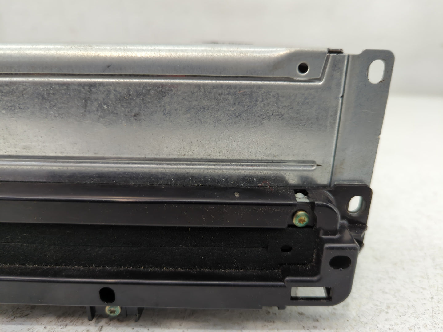 2013-2014 Dodge Charger Radio AM FM Cd Player Receiver Replacement P/N:P68209671AB Fits Fits 2013 2014 OEM Used Auto Parts - Oemusedautoparts1.com