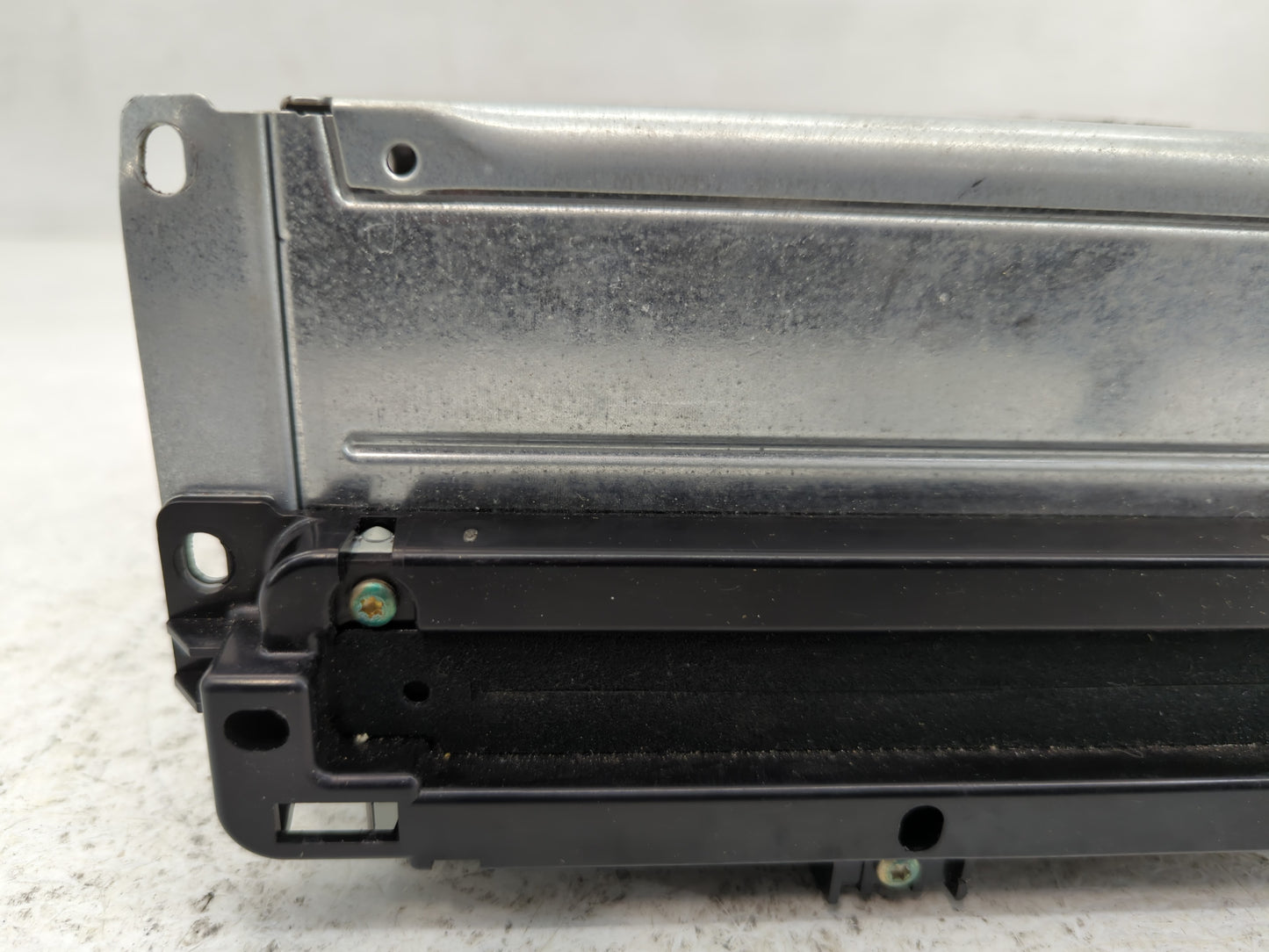 2013-2014 Dodge Charger Radio AM FM Cd Player Receiver Replacement P/N:P68209671AB Fits Fits 2013 2014 OEM Used Auto Parts - Oemusedautoparts1.com
