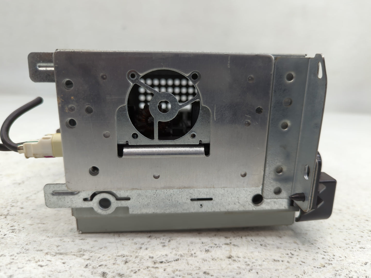 2013-2014 Dodge Charger Radio AM FM Cd Player Receiver Replacement P/N:P68209671AB Fits Fits 2013 2014 OEM Used Auto Parts - Oemusedautoparts1.com