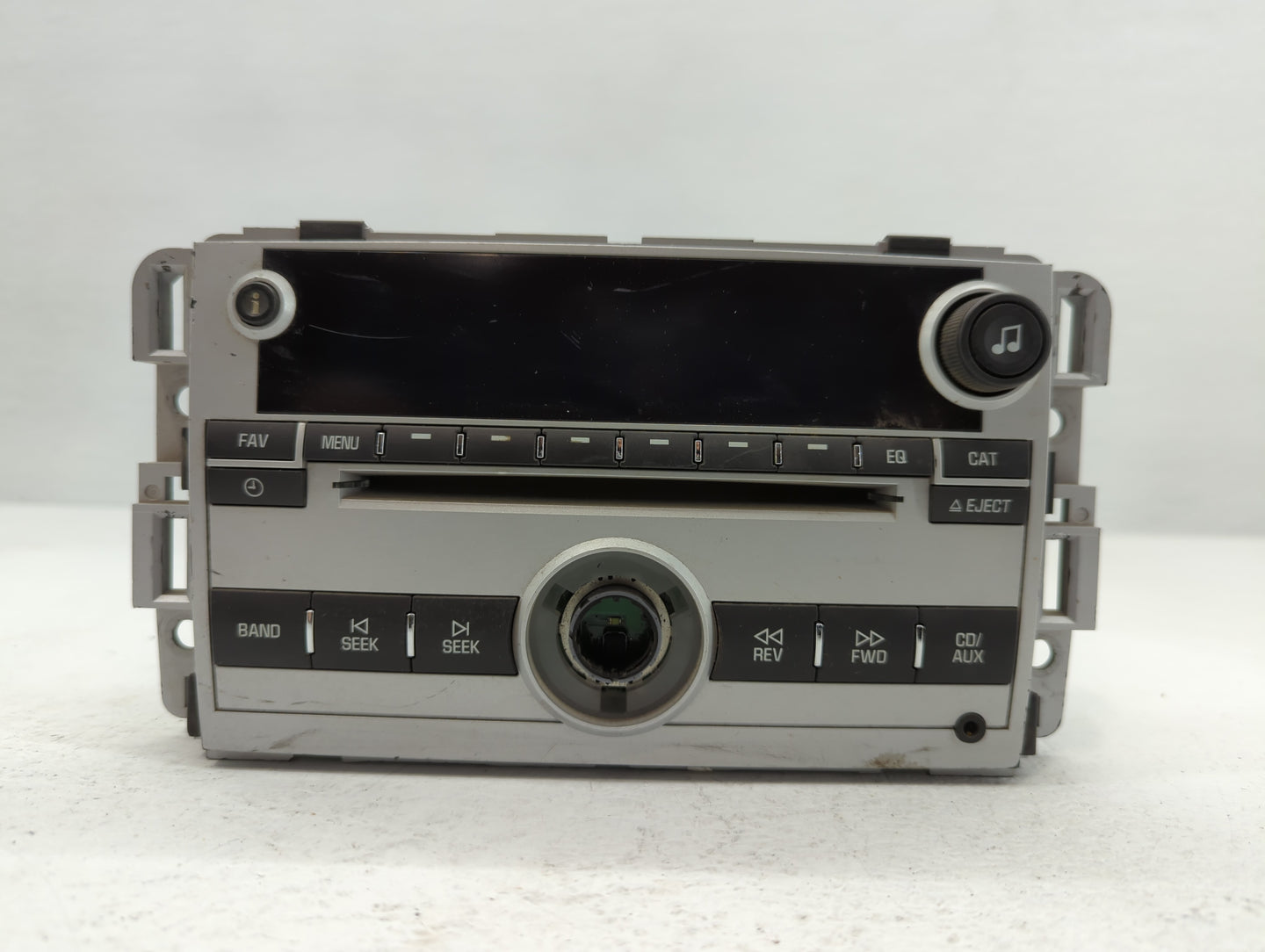 2008 Chevrolet Equinox Radio AM FM Cd Player Receiver Replacement P/N:25887899 Fits OEM Used Auto Parts - Oemusedautoparts1.com