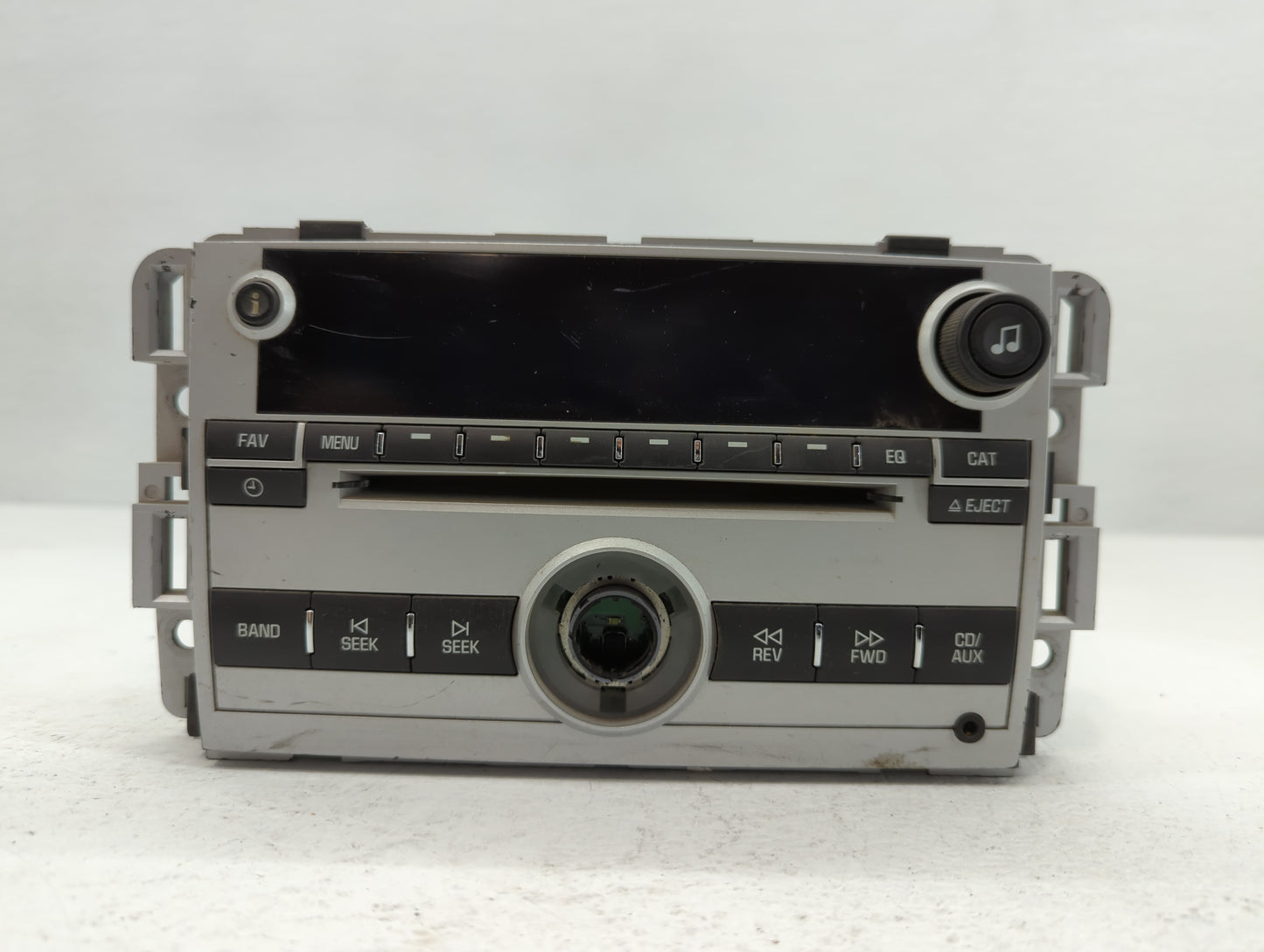 2008 Chevrolet Equinox Radio AM FM Cd Player Receiver Replacement P/N:25887899 Fits OEM Used Auto Parts - Oemusedautoparts1.com