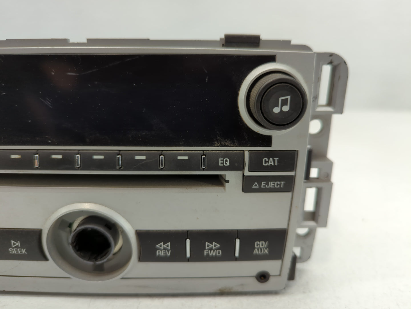 2008 Chevrolet Equinox Radio AM FM Cd Player Receiver Replacement P/N:25887899 Fits OEM Used Auto Parts - Oemusedautoparts1.com