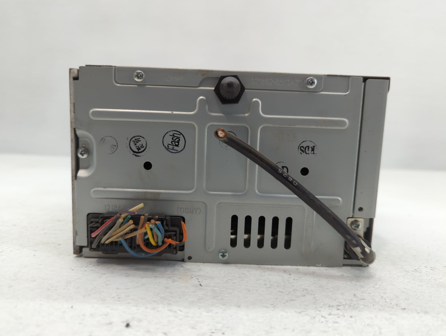 2008 Chevrolet Equinox Radio AM FM Cd Player Receiver Replacement P/N:25887899 Fits OEM Used Auto Parts - Oemusedautoparts1.com