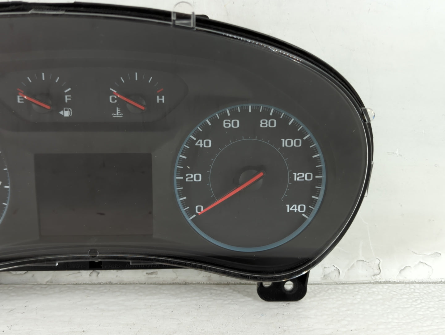 2018 Chevrolet Equinox Instrument Cluster Speedometer Gauges P/N:84424072 Fits OEM Used Auto Parts - Oemusedautoparts1.com