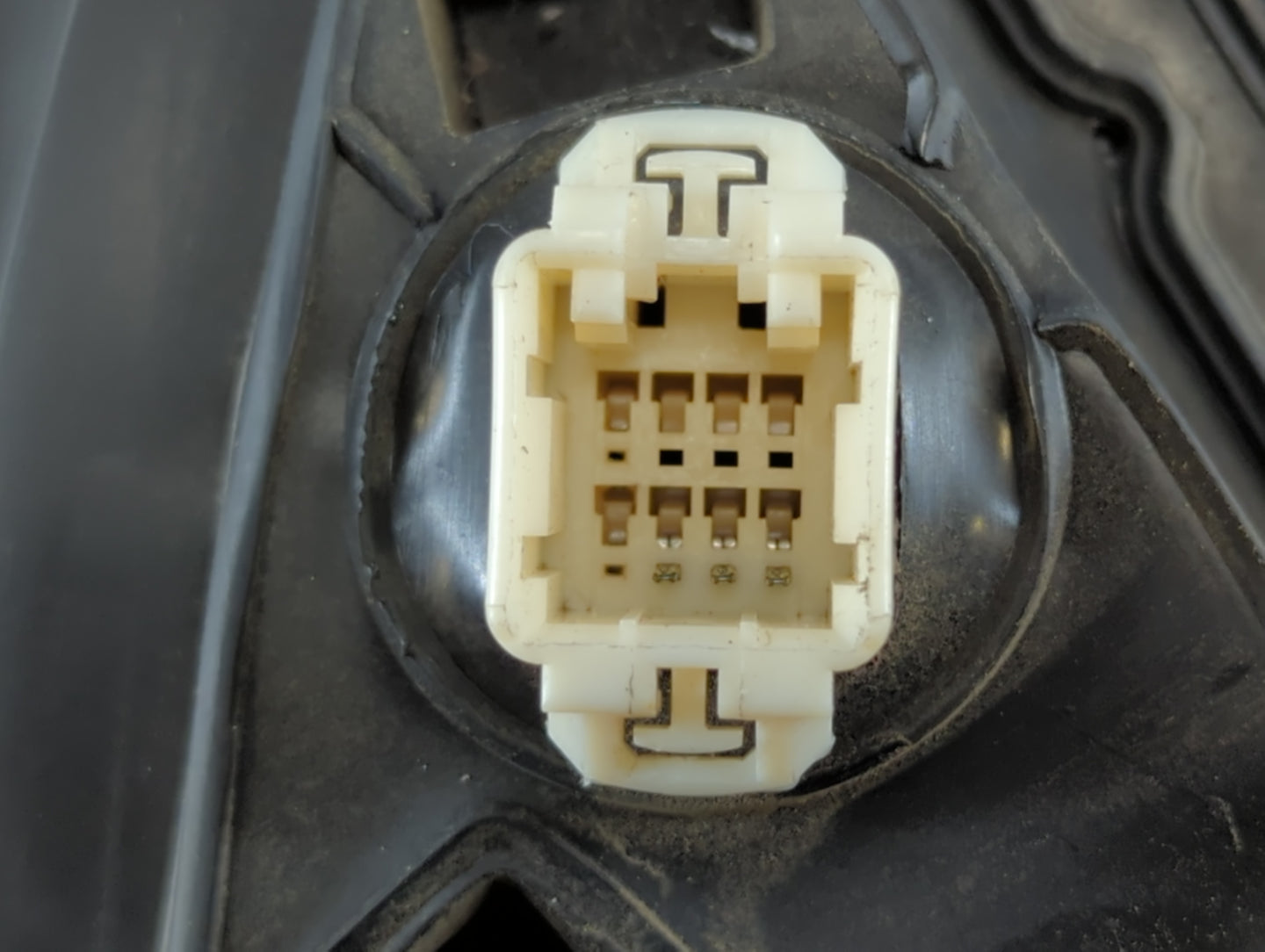 2001-2005 Honda Civic Side Mirror Replacement Passenger Right View Door Mirror P/N:76906 76904 Fits Fits 2001 2002 2003 2004 2005 OEM Used Auto Parts - Oemusedautoparts1.com