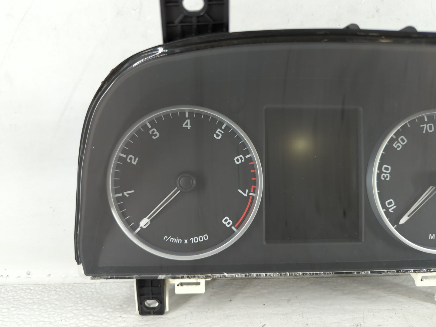 2010-2013 Land Rover Lr4 Instrument Cluster Speedometer Gauges P/N:AH22-10849-AG Fits Fits 2010 2011 2012 2013 OEM Used Auto Parts - Oemusedautoparts1.com